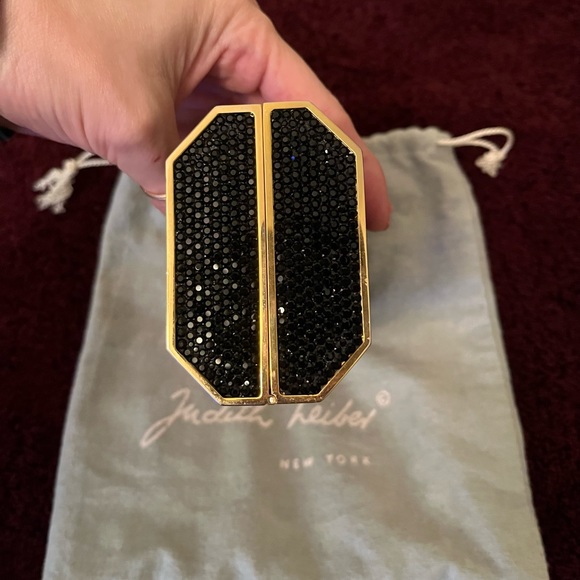 Vintage Judith Leiber Black and Gold Crystal Clutch. - Picture 13 of 16
